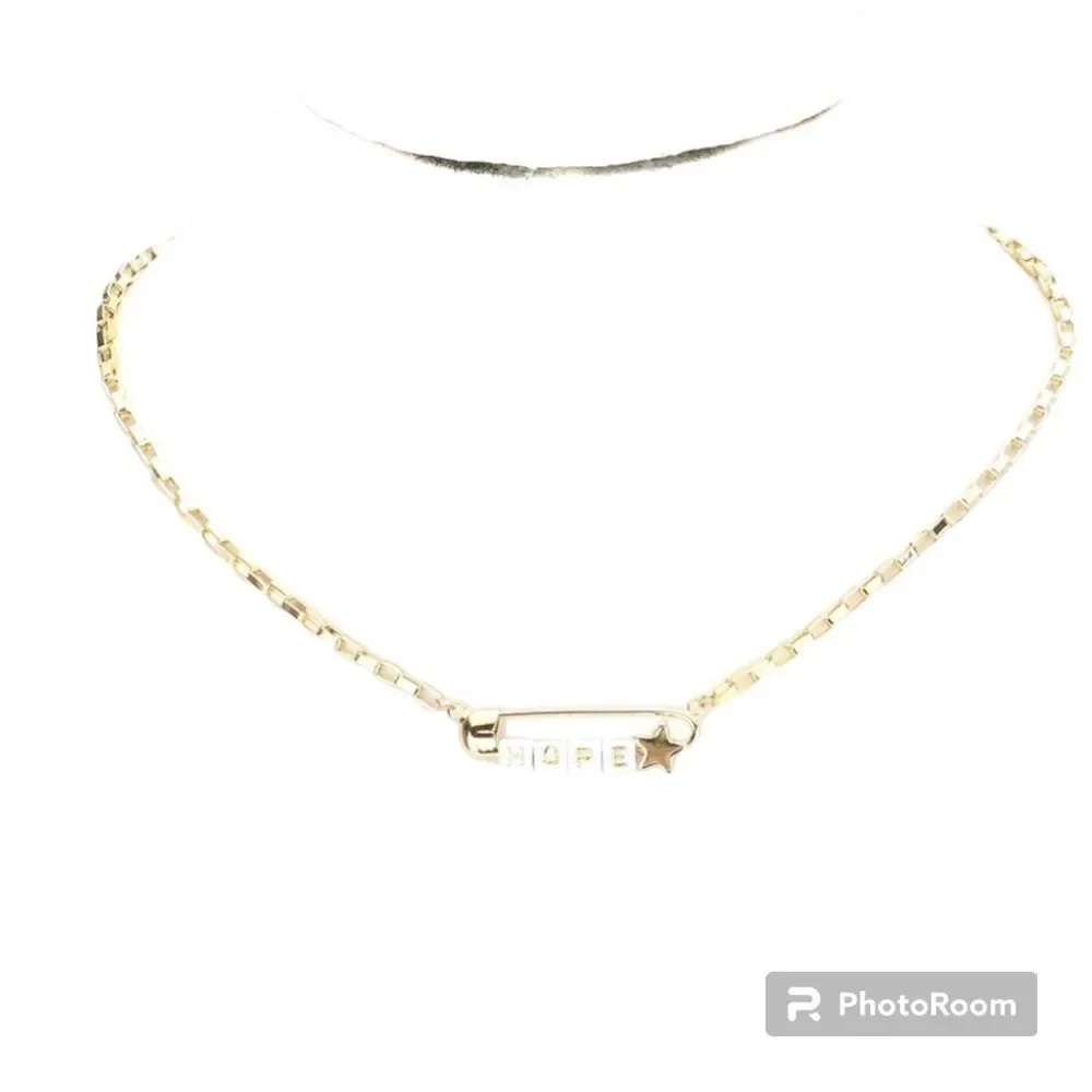 Guess Hope necklace NWT